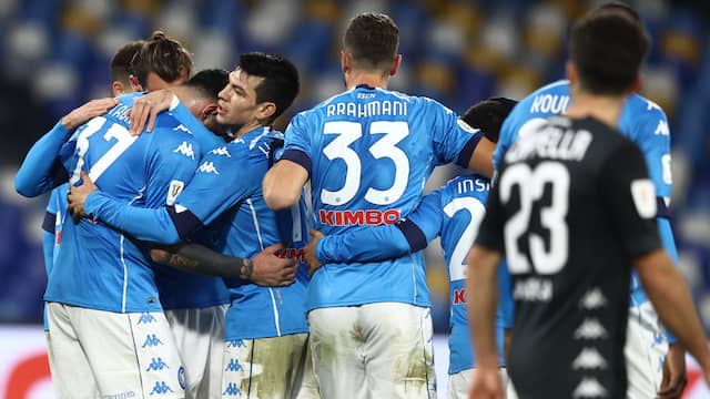 Napoli viert de winnende treffer van Andrea Petagna.