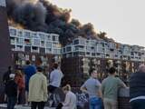 Bewoners niet naar huis na grote brand appartementencomplex Amsterdam-Oost