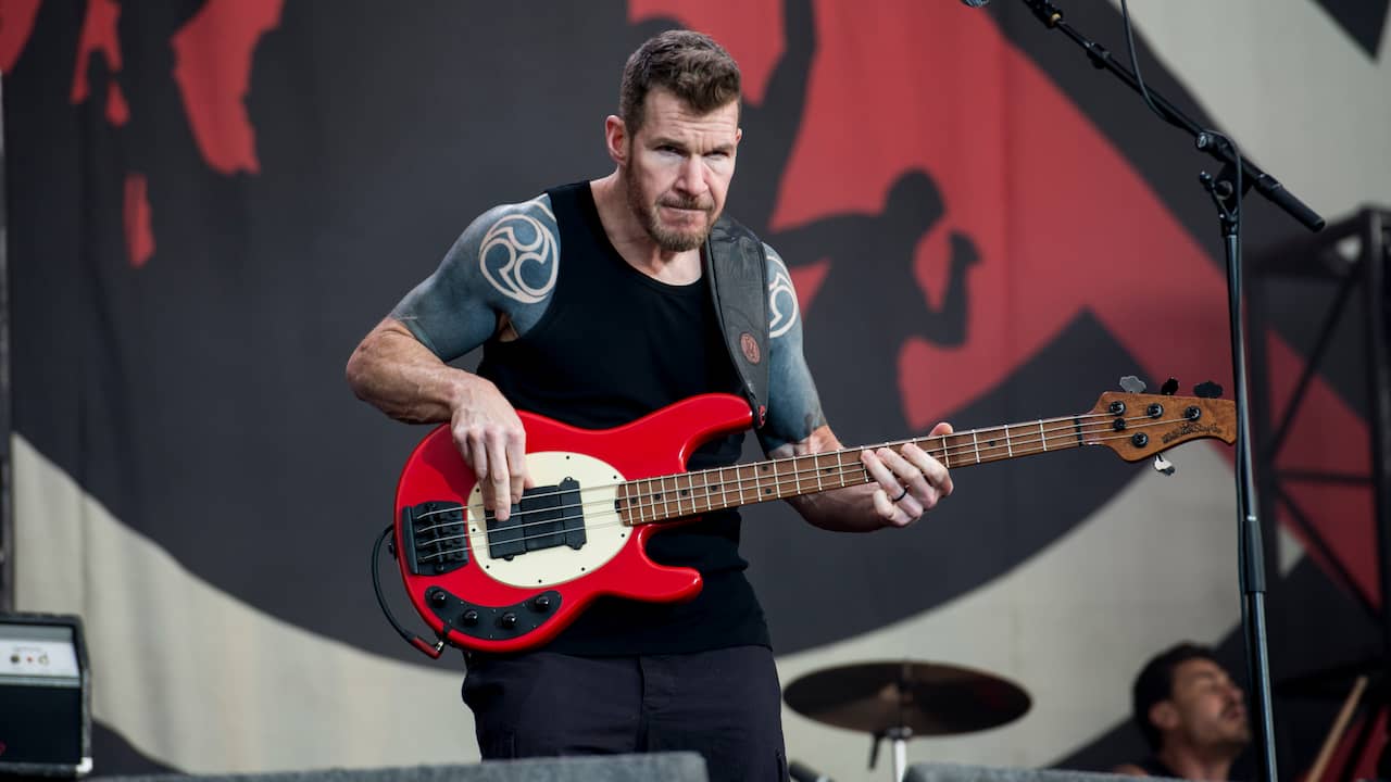 Rage Against The Machine bassist suffers from prostate cancer |  Backbiting