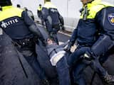 Honderden arrestaties rond klimaatbetoging in Den Haag, A12 weer vrijgegeven