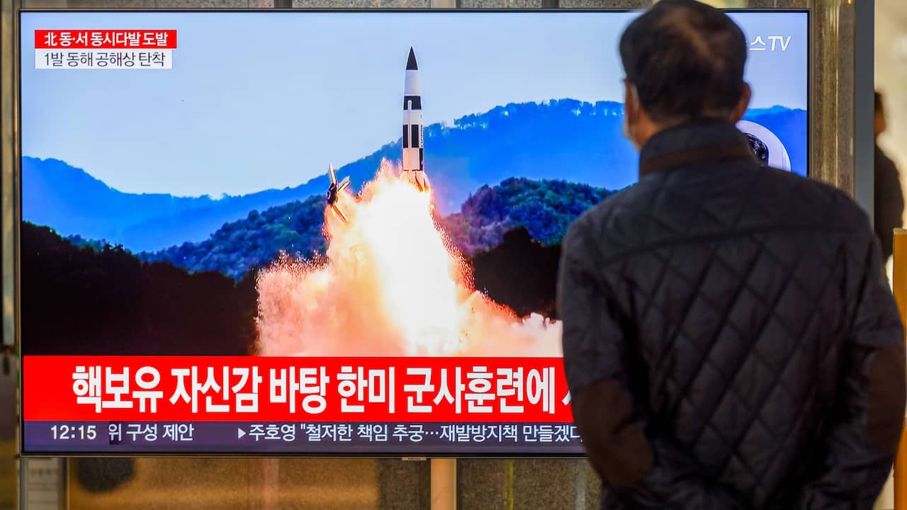 Noord-Korea Vuurt Opnieuw Ballistische Raketten Af | Buitenland | NU.nl