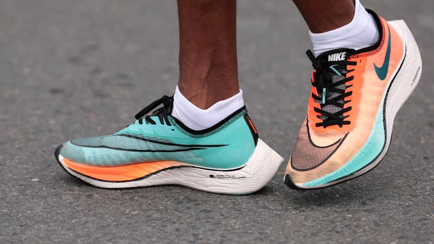 Veeg Haan ras Atletiekbond verbiedt schoen waarmee Kipchoge marathon onder 2 uur liep |  Sport Overig | NU.nl