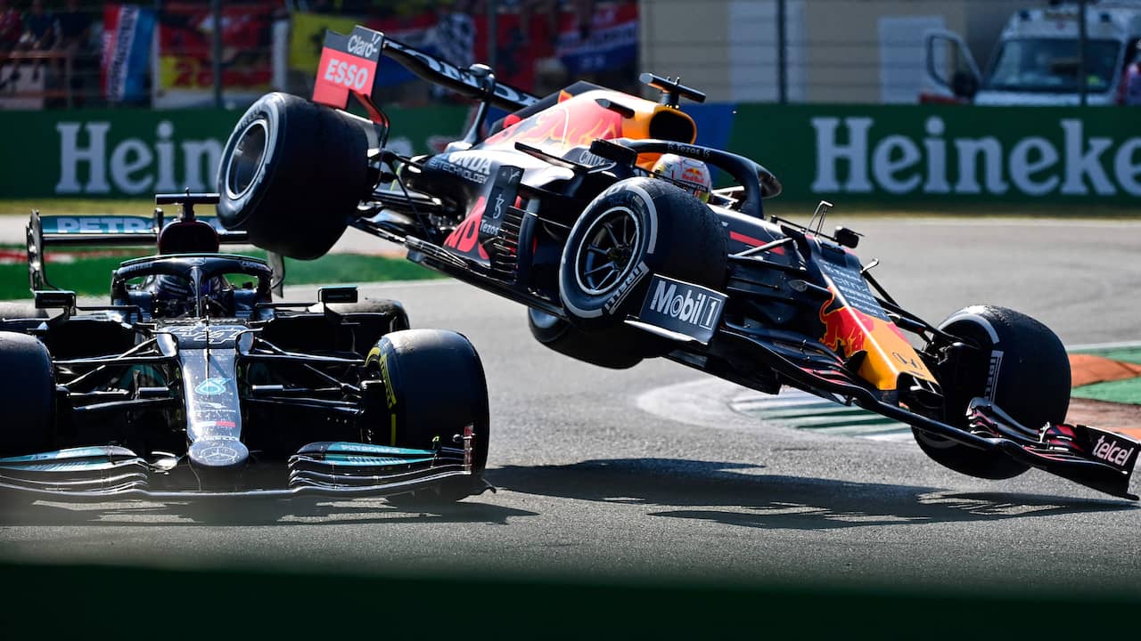 Verstappen En Hamilton Crashen Bij Fel Duel En Vallen Allebei Uit Op Monza Nu Het Laatste Nieuws Het Eerst Op Nu Nl