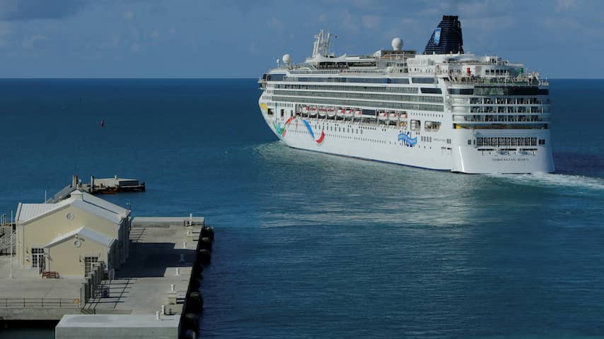 Mogelijk cholera op cruiseschip, ook Nederlanders zitten vast