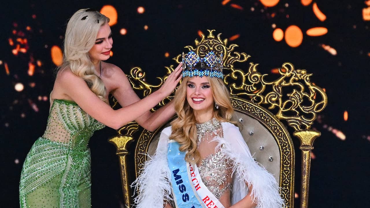 Czech Krystyna Pyszková wins 71st Miss World pageant Backbiting Paudal