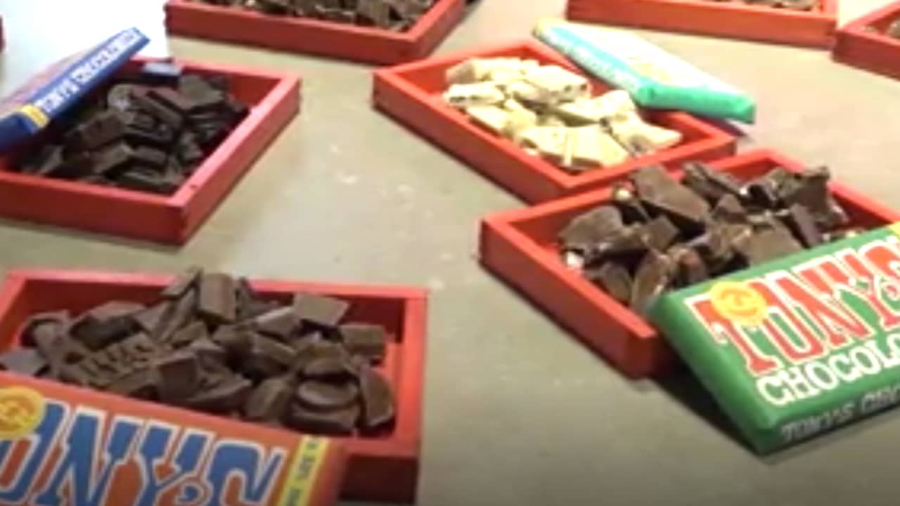 Beeld uit video: Tony's Chocolonely koopt 'te dure' chocola in strijd tegen slavernij