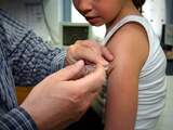 RIVM: Landelijke vaccinatiegraad stabiliseert na jaren van daling