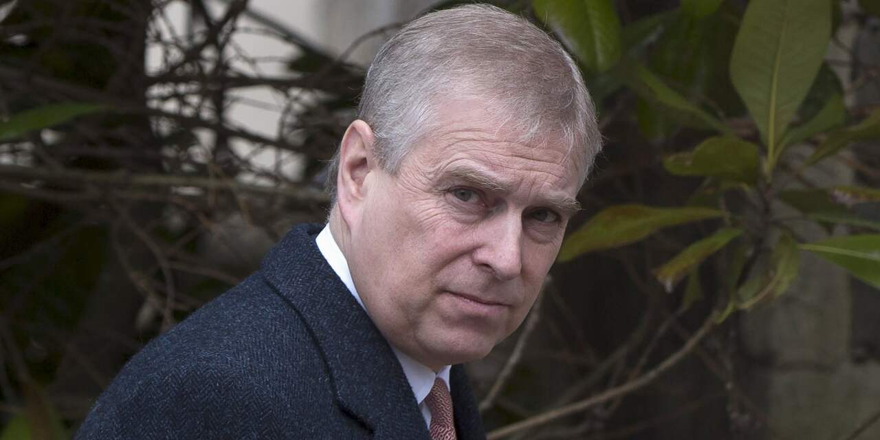 Prins Andrew verliest titels: deur naar publieke leven lijkt voor altijd dicht