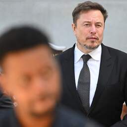 Musk pleit tijdens gesprek met techleiders voor 'scheidsrechter voor AI'