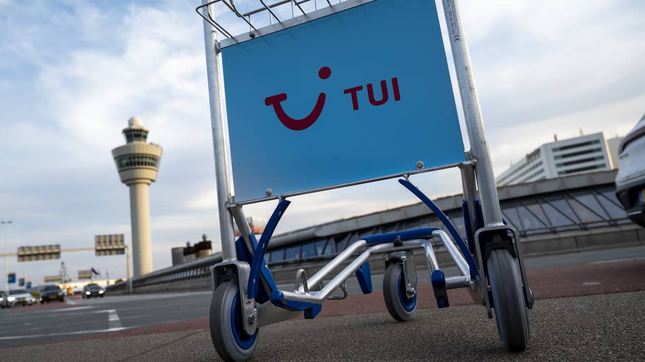 TUI temporarily moves flights from Schiphol to Brussels |  NOW