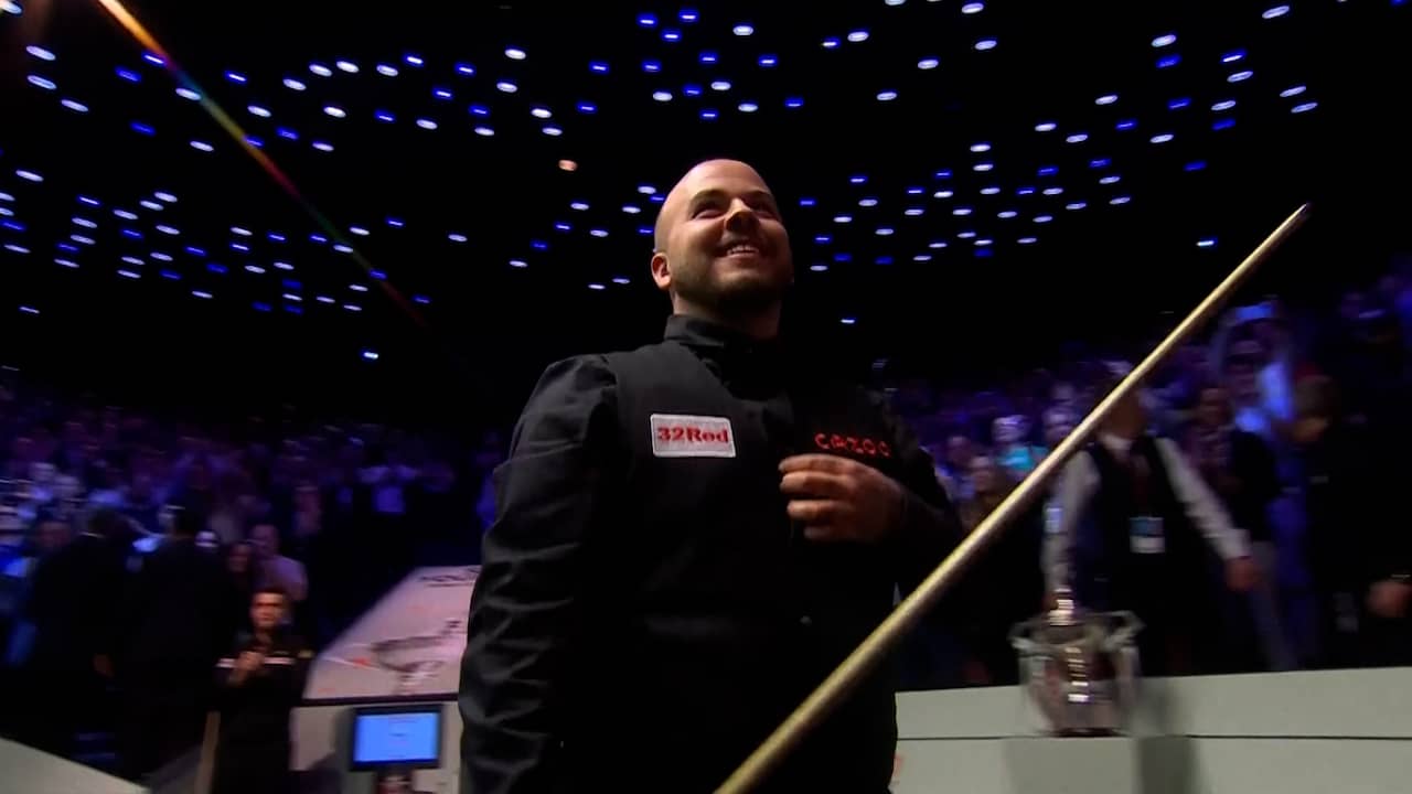 Image from video: Snooker sensation Brecel takes world title and writes history