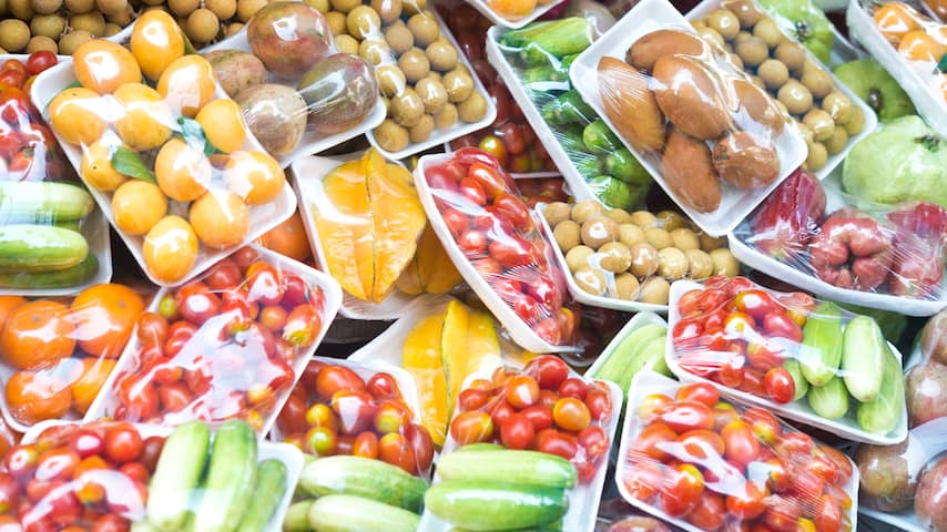 Moedig moord Slepen Zijn plastic verpakkingen om groente en fruit echt nodig? | Eten en drinken  | NU.nl