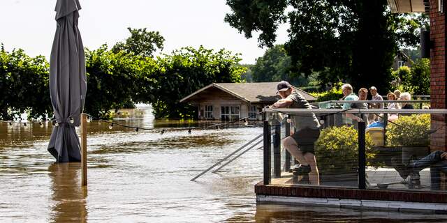 overstroming limburg broekhuizen