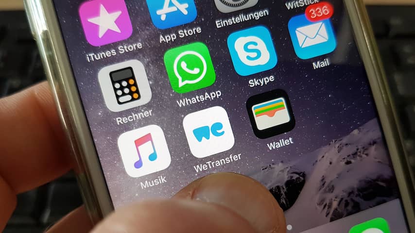 'Appen en sociale media leiden niet tot taalverloedering'