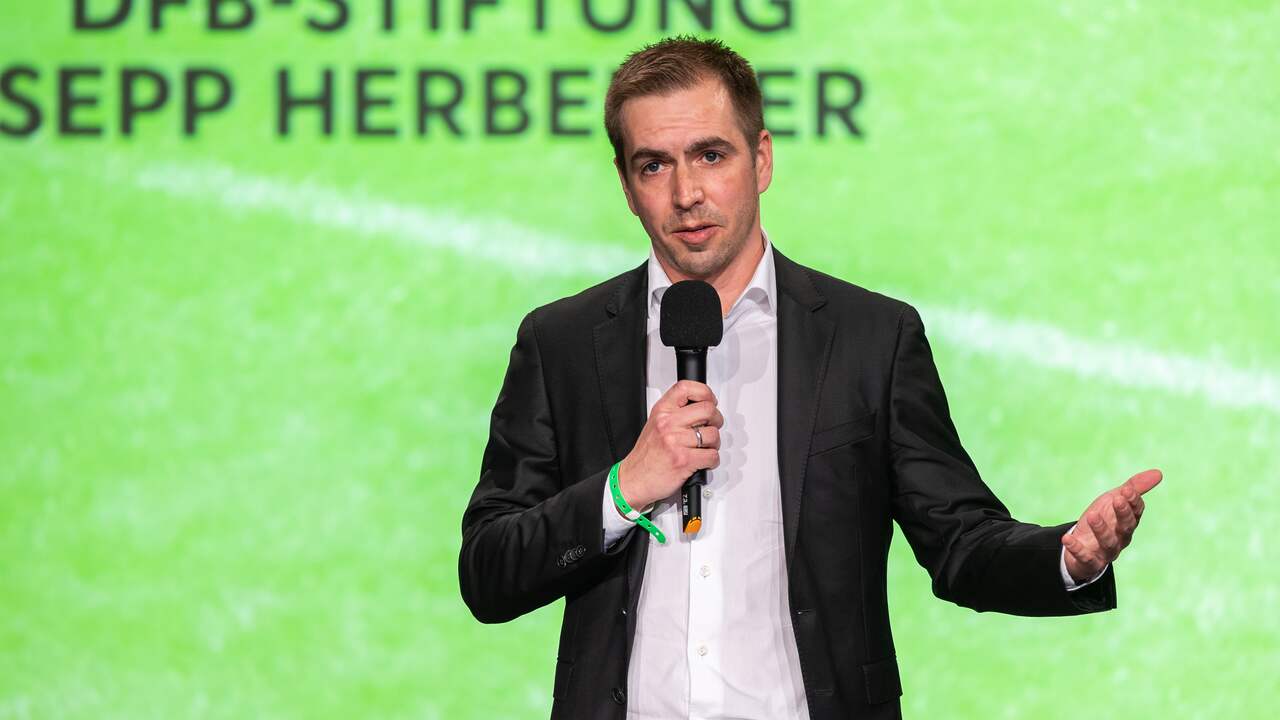 Lahm hofft, dass sich deutsche Spieler während der Weltmeisterschaft NOW zur Situation in Katar äußern