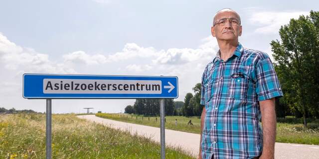 Waarom een zingende vliegtuigkaper besloot een bommelding te doen