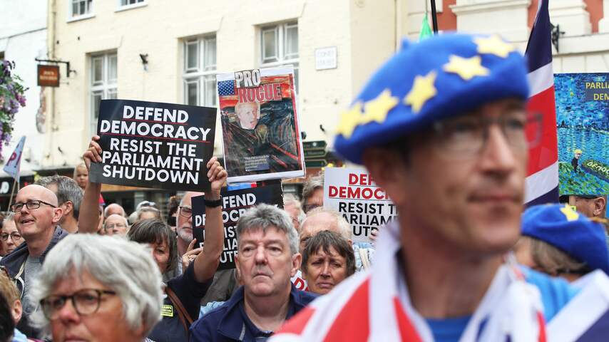 Tienduizenden Britten Protesteren Tegen Opschorting Van Parlement Brexit Nunl