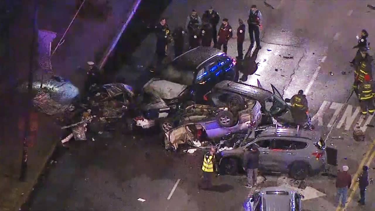 Beeld uit video: Ravage na dodelijke crash met acht auto's in Chicago