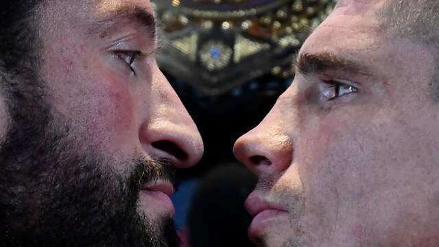 Jamal Ben Saddik en Rico Verhoeven vrijdag bij de staredown.
