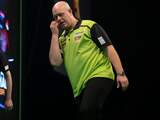 Van Gerwen lijdt tegen Aspinall eerste nederlaag in Premier League