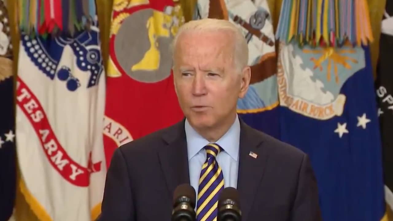 Beeld uit video: Nu pijnlijk: Biden verdedigt Amerikaanse terugtrekking uit Afghanistan