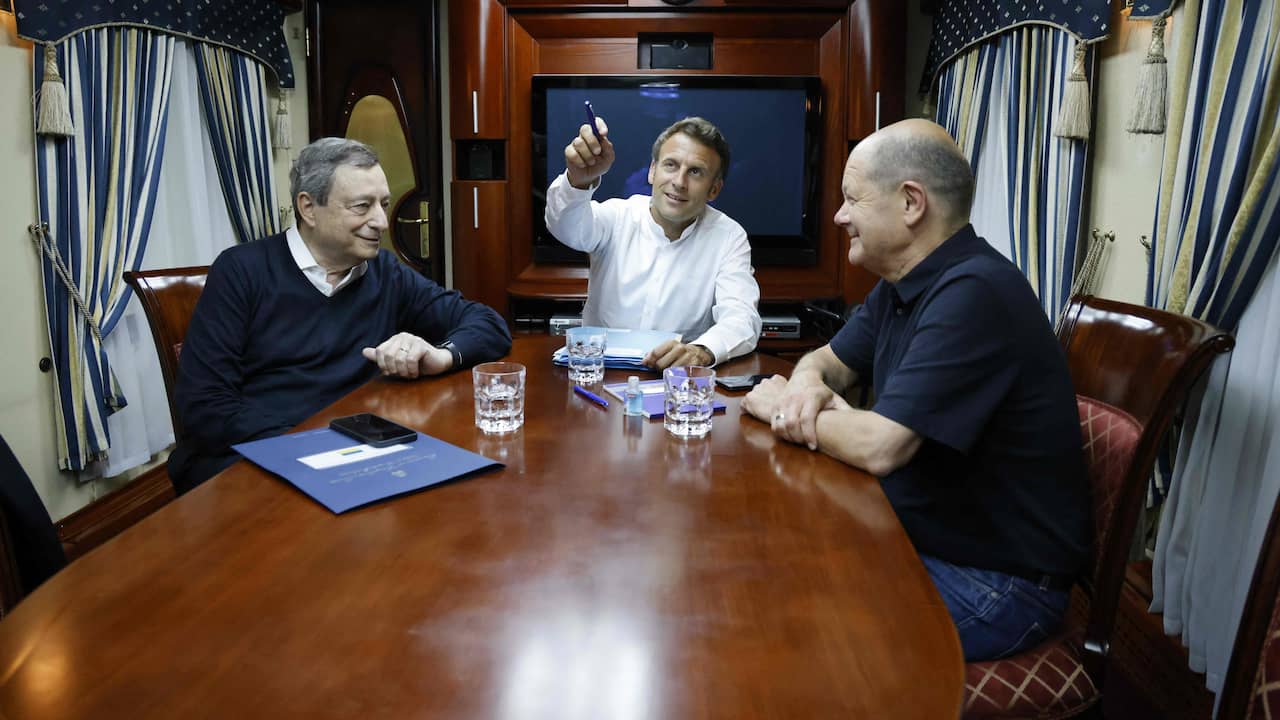 Deutsche, französische und italienische Staats- und Regierungschefs in der Ukraine treffen sich mit Selenskyj |  JETZT