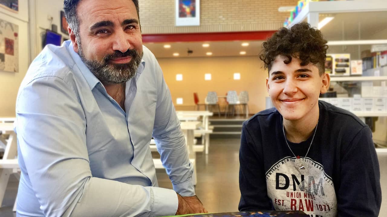 Sinan Can Wil Dat Thierry Baudet Naar Documentaire Over Vluchtelingen Kijkt Nu Het Laatste Nieuws Het Eerst Op Nu Nl