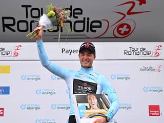 Maikel Zijlaard stunt met eerste World Tour-zege in proloog Ronde van Romandië