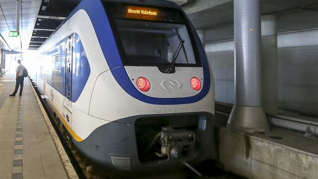 De sprinter moet beter zichtbaar worden door een gele streep op de voorzijde.