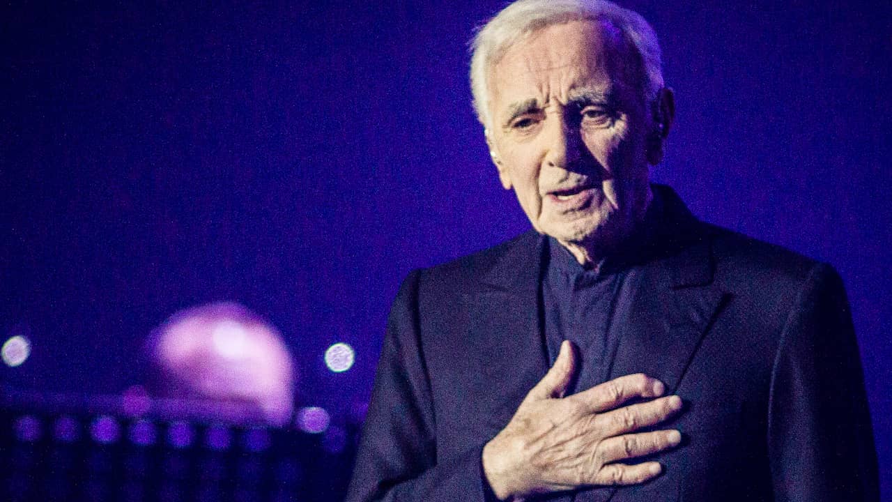 Charles Aznavour gaf lessen in liefde: Zijn grootste hits