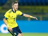 AZ-speler Karlsson scoort fraai bij grote zege Zweden, Tadic wint weer met Servië