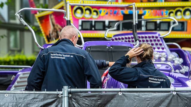 Vader en zoon gewond na ongeval met kermisattractie in Wijchen. Vader en zoon gewond na ongeval met kermisattractie in Wijchen.