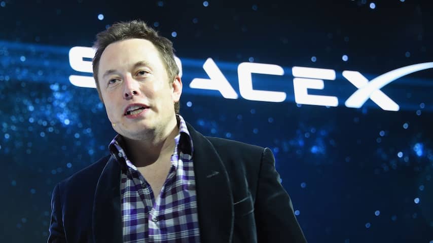 Elon Musk: 'Als iemand mijn werk beter kan, laat het me vooral weten'