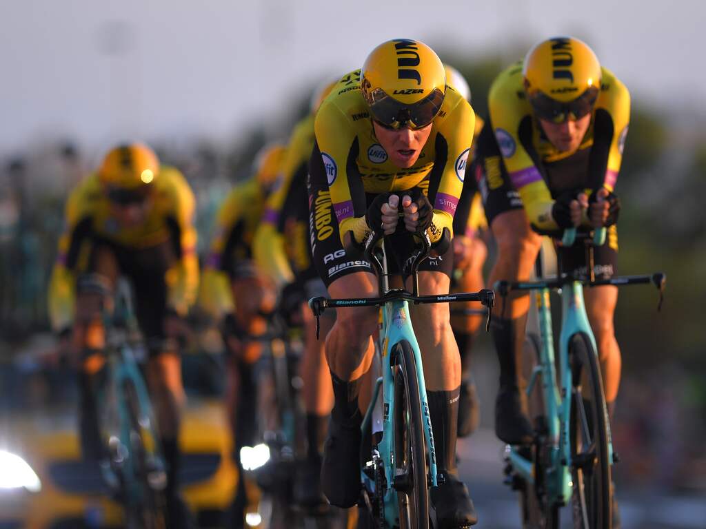 Jumbo Visma begint door massale val in ploegentijdrit slecht Zo begint de Vuelta a España vandaag: Jumbo Visma favoriet