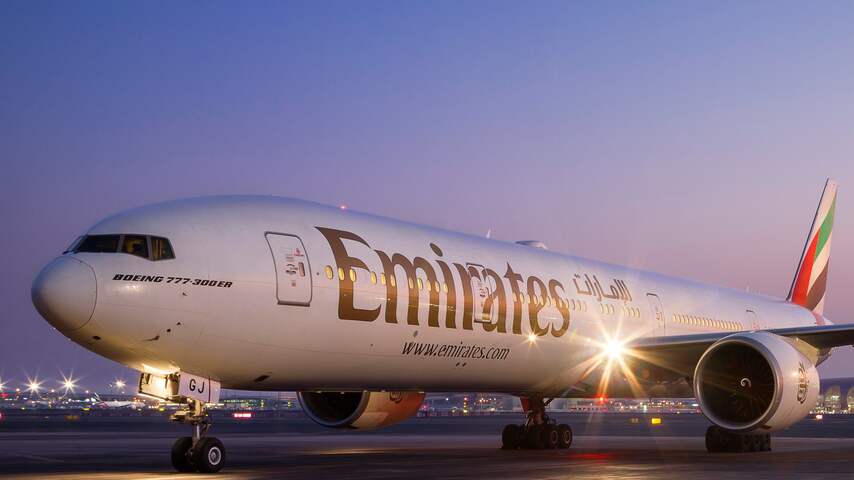 Mercedes-Benz S Emirates