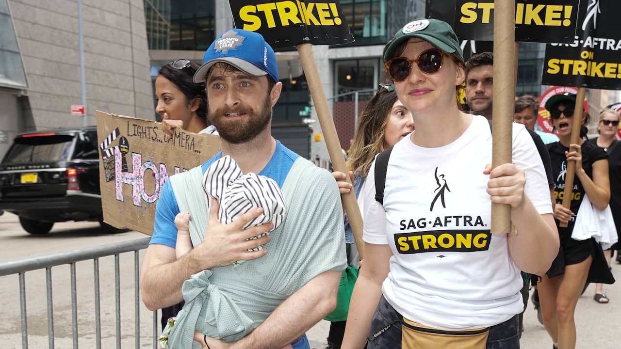 Daniel Radcliffe and Hollywood Actors Strike: Campaigning for Better Agreements with Major Studios