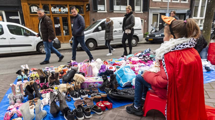 Vrijmarkten en springkussens: Koningsdag blijft elk jaar Hollands hetzelfde