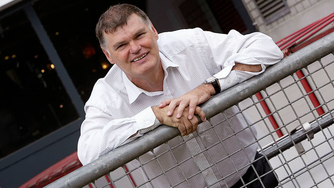 Former Ajax defender Barry Hulshoff (73) died Teller Report