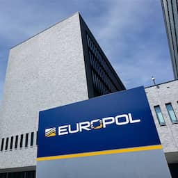 Europol haalt ruim 30.000 sites met illegale producten en diensten offline