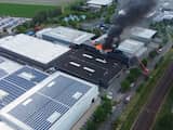 Grote brand bij aanmaakblokjesfabriek in Oisterwijk