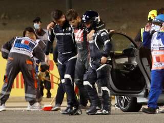 Teambaas Steiner dankt hulpverleners na angstaanjagende crash Grosjean