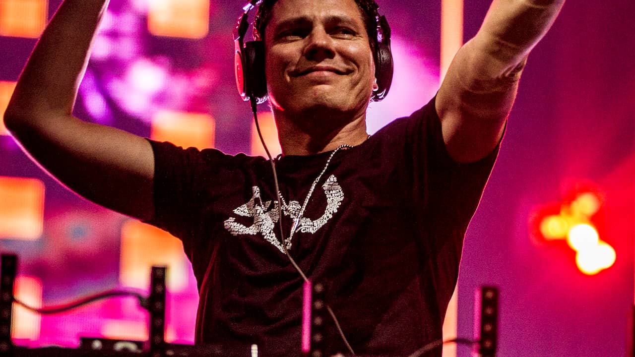 Dj Tiësto is going to raise daughter bilingually |  NOW