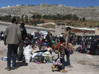 'Bijna 7.000 rebellen vertrekken uit Oost-Ghouta'