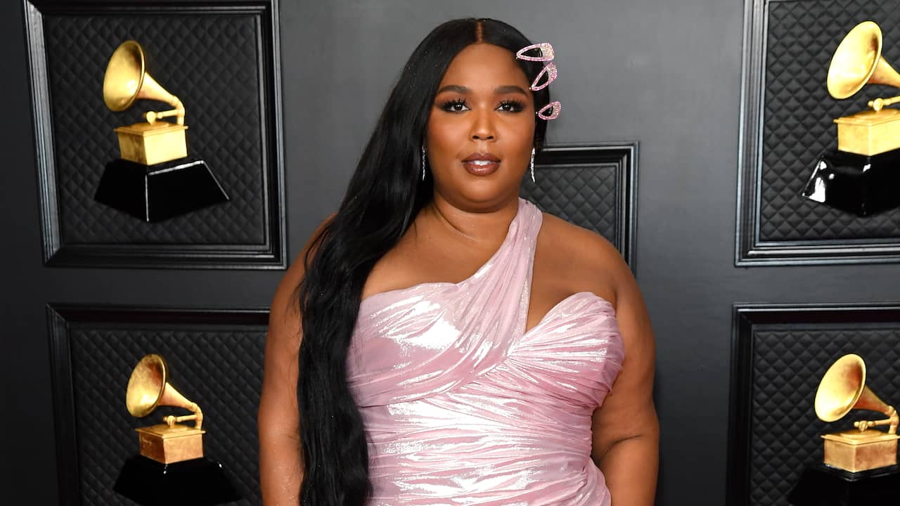 Lizzo is looking for dancers in new reality series |  NOW