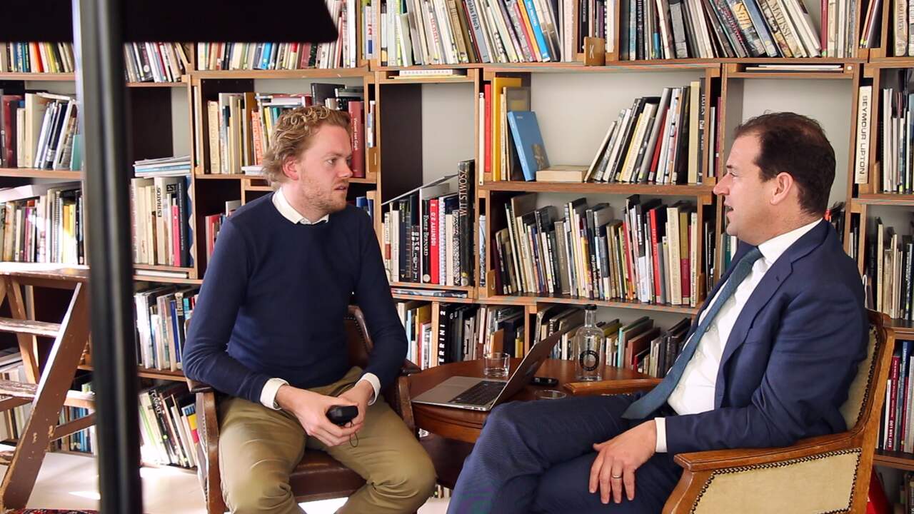 Beeld uit video: Asscher over campagnetrucjes