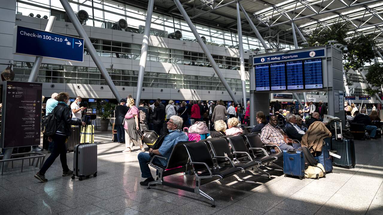 Hundreds of flights in Düsseldorf and Cologne canceled due to strikes |  Economy