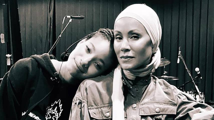 Willow Smith, Jada Pinkett-Smith