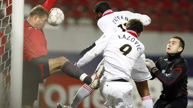 Farfán kopt PSV naar een 0-1 zege tegen CSKA