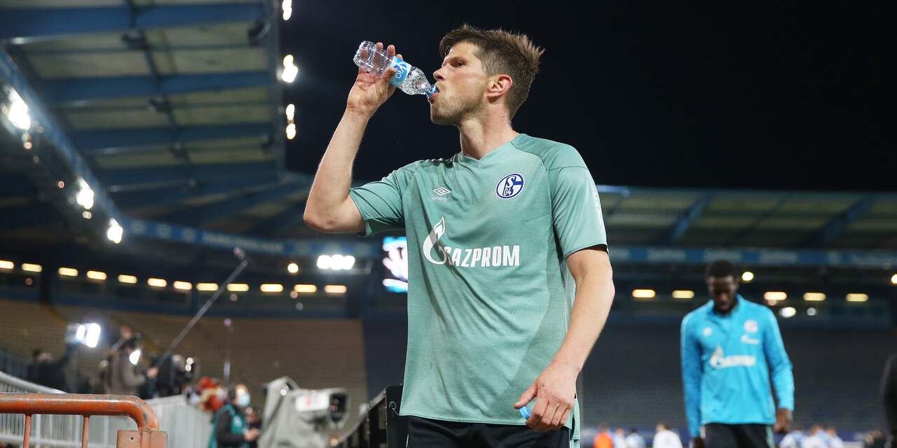 Schalke 04 degradeert met Huntelaar voor het eerst in 33 jaar uit Bundesliga