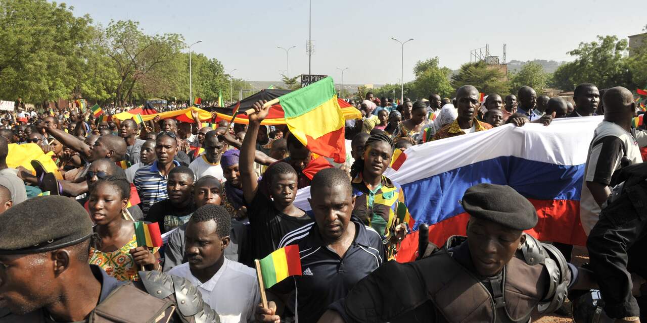 Tienduizenden Malinezen op de vlucht